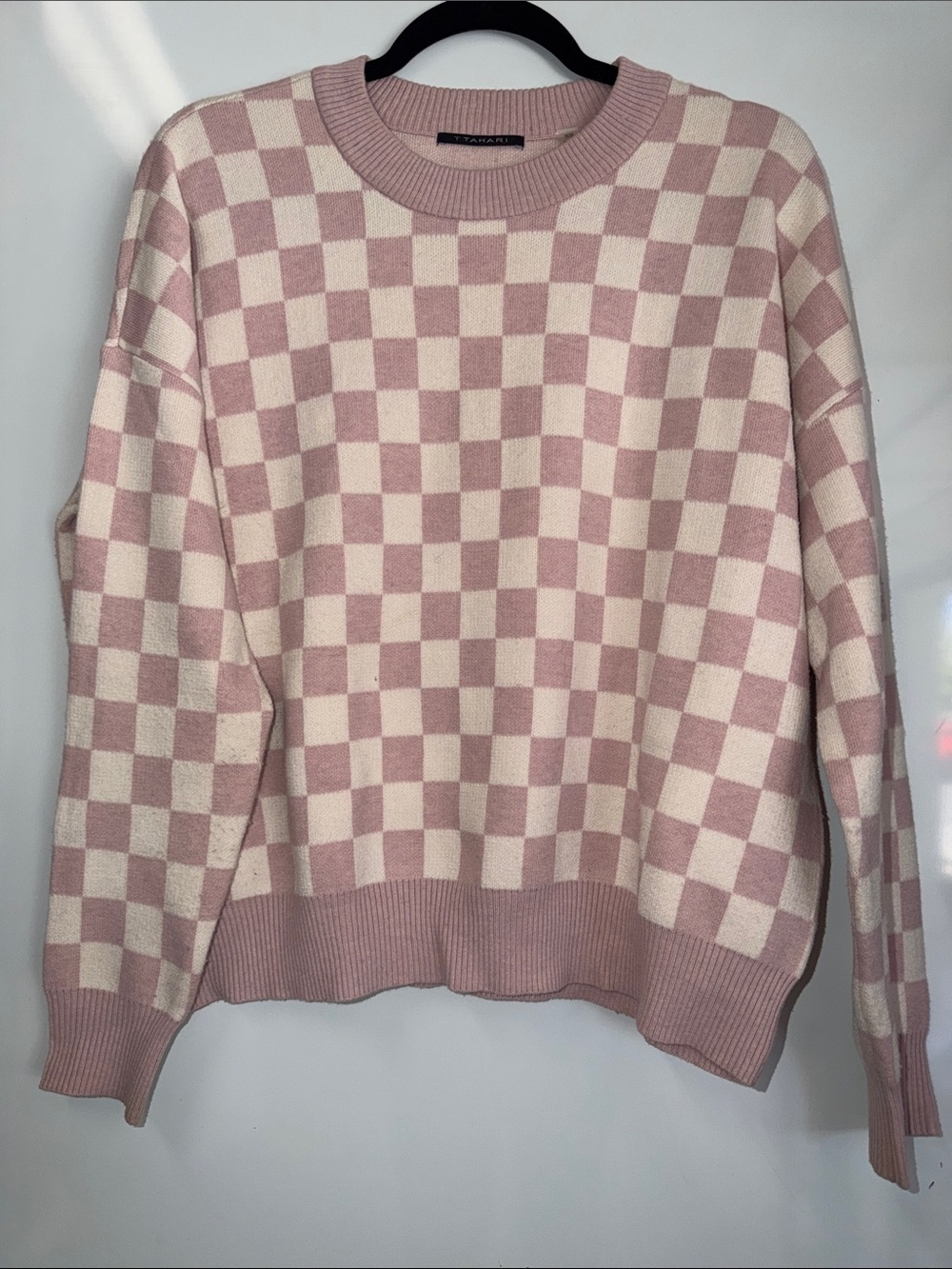 T Tahari Sz M Soft Pink and White‎ Checkerboard Crewneck Boxy Sleeves Sweatshirt